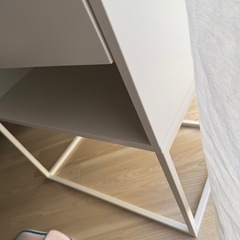 【12/12までの限定出品】IKEA 収納付きサイドテーブルの画像