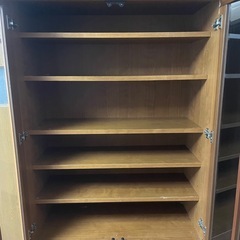まもなく処分します！！11/24日午前まで！無料！！大型食器棚／ 運搬に便利2分割可能／195×86×46／まだ使えます／お譲りしますの画像