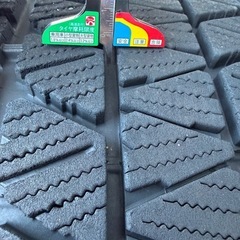 【中古】ベンツゲレンデ用スタッドレス
タイヤSETの画像