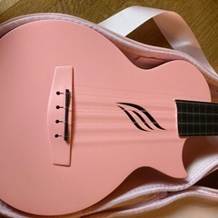 Enya Nova U ピンク コンサートウクレレ 本体 専用ケース付きの画像
