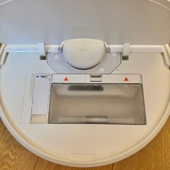 ロボット掃除機　roborock s6 (s60204)　2019年製の画像