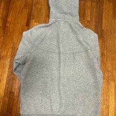 NIKE  テックフリース グレー セットアップ上下の画像