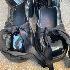 新品M 厚底　靴の画像