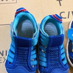 イスミー ベビーシューズ　 12cm 13.5cmの画像