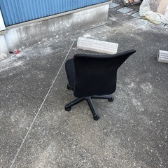 オフィスチェア
の画像
