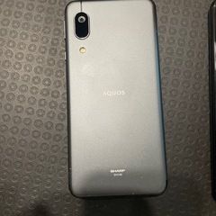 美品 シャープ AQUOSフォンの画像