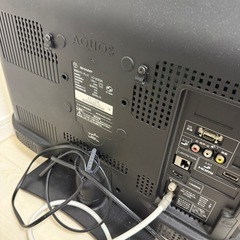 AQUOS 2011年製　20型　テレビコード、リモコン付きの画像