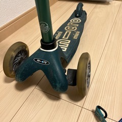 Micro キックボード(キックスクーター)2台の画像