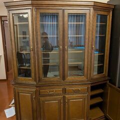 大型キャビネット　食器棚