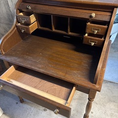 アンティーク家具の画像