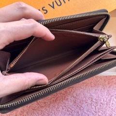 早い者勝ち　ルイヴィトン　グラフィット　ヴェルディカル　モノグラムジッピーウォレット②の画像