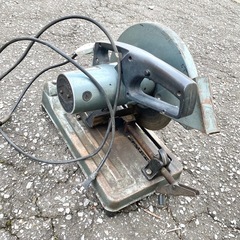 エアーコンプレッサー　高速切断機　の画像