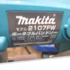 マキタ makita 2107FW ポータブルバンドソー 中古品 台付 【ハンズクラフト宜野湾店】の画像