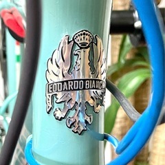 Bianchi Sport 超軽量 Fフォ-クカ-ボン.ボディアルミ仕上げの700c クロスバイクで変速はF-2 R9で18速で可成乗りやすいです、の画像