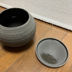 植木鉢の画像