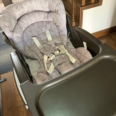 APRICA 電動ハイロー　ベット&チェアーの画像