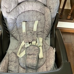 APRICA 電動ハイロー　ベット&チェアーの画像