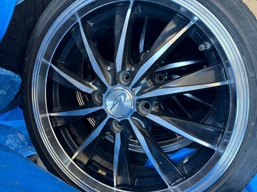 レオニス16インチ4穴