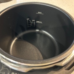 使用歴4ヶ月のみ　Panasonic 電気圧力鍋の画像