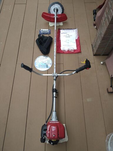 HONDA製　刈払機　UMK425H (新品同様)　お譲りします