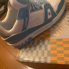 ルイヴィトン　スニーカー　本日のみ8万円の画像