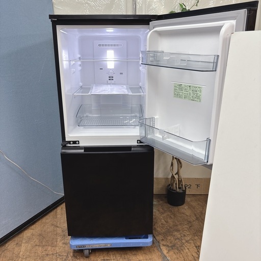 I305 ? ジモティー限定価格！ 2023年製の高年式♪ SHARP 冷蔵庫 (152L) ⭐ 動作確認済 ⭐ クリーニング済