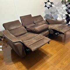 3人掛け電動リクライニングソファの画像