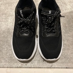 シューズ　28センチの画像