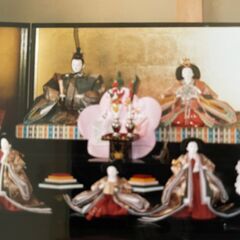 雛人形　三人官女までの段飾りの画像