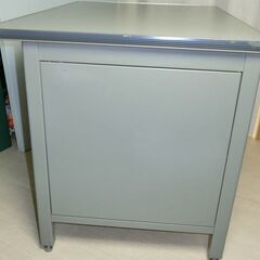 スチール事務机の画像