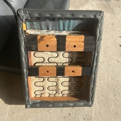 カウンターチェアの座面のみ4脚　ガレージや加工等に
の画像