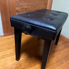 ピアノ　椅子の画像