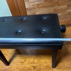 ピアノ　椅子の画像