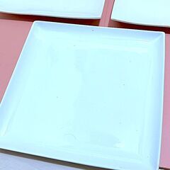 【BONOX】スクエアプレート無地 3枚セット パーティ、宴会用 白い大きめの角皿 約27cm 白磁／電子レンジ・食洗機・オーブン対応の画像