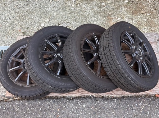 【受け渡し予定者様決定】ブリヂストン　ブリジストン　スタッドレスタイヤ 155/65R14