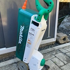 【使用回数5回程度】makita マキタ 電気芝刈機の画像