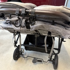 エアバギー ココダブル 2人乗りベビーカー 双子ベビーカー ツインズの画像