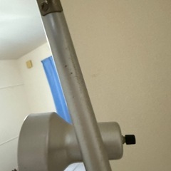 間接照明 高さ約165cmの画像