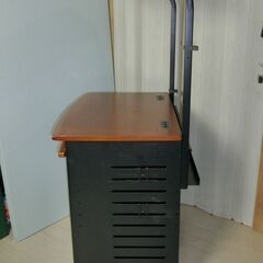 パソコンラックの画像