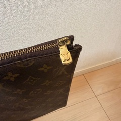 ルイヴィトン モノグラム クラッチポーチ 大型 書類ケース 型番刻印ありの画像