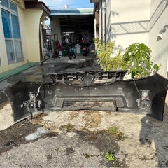 プリウス　30  前期　フロントバンパーの画像