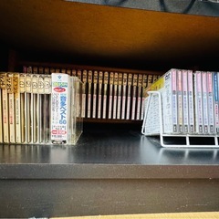カラオケ　DVD CD レッスン　200枚以上　セット　棚付きの画像