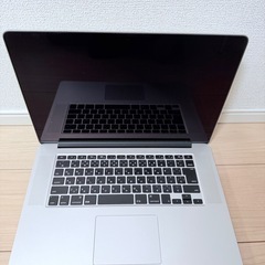 MacBook Pro 15インチ Mid 2015 / Core i7 / 16GB / SSD 512GB / 初期化済の画像