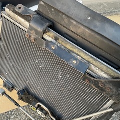 車　エアコン部品　中古の画像