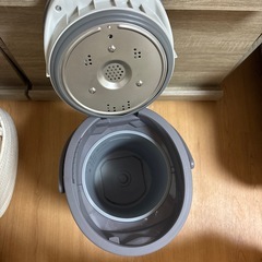 象印　2024年製　スチーム式加湿器　の画像