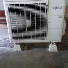 富士通10畳用エアコンの画像