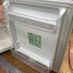 #43 激安販売!! コンパクトタイプ Hisense 2021年 93L HR-B95A 右開き キズ凹みあり大特価!!の画像