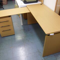 ID：241974　L字型　デスクの画像