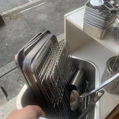 カラーボックス、シルバーラック、アミ、バットなどの画像