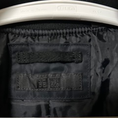 ユニクロ　MA1 Lサイズの画像